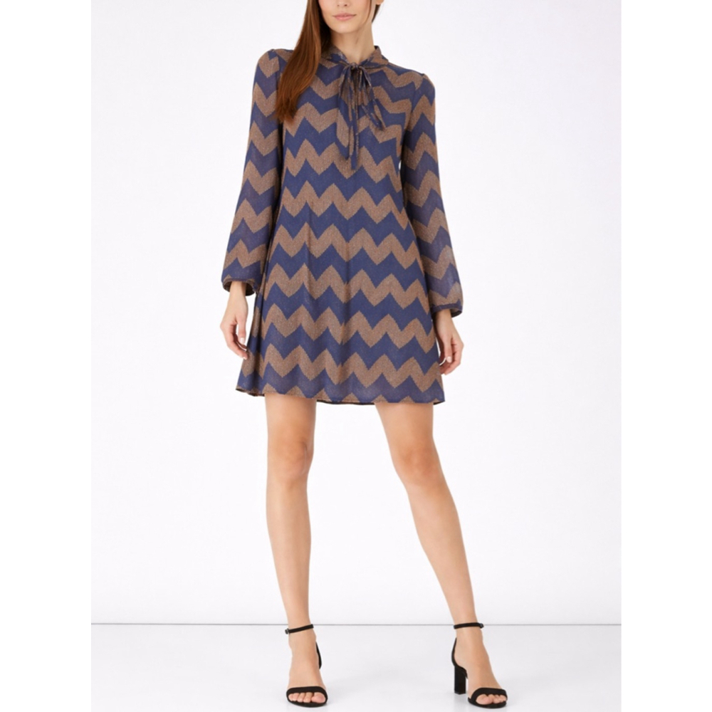 Y.A.S Dress Navy Brown Chevron Tie Neck Button Front Size M